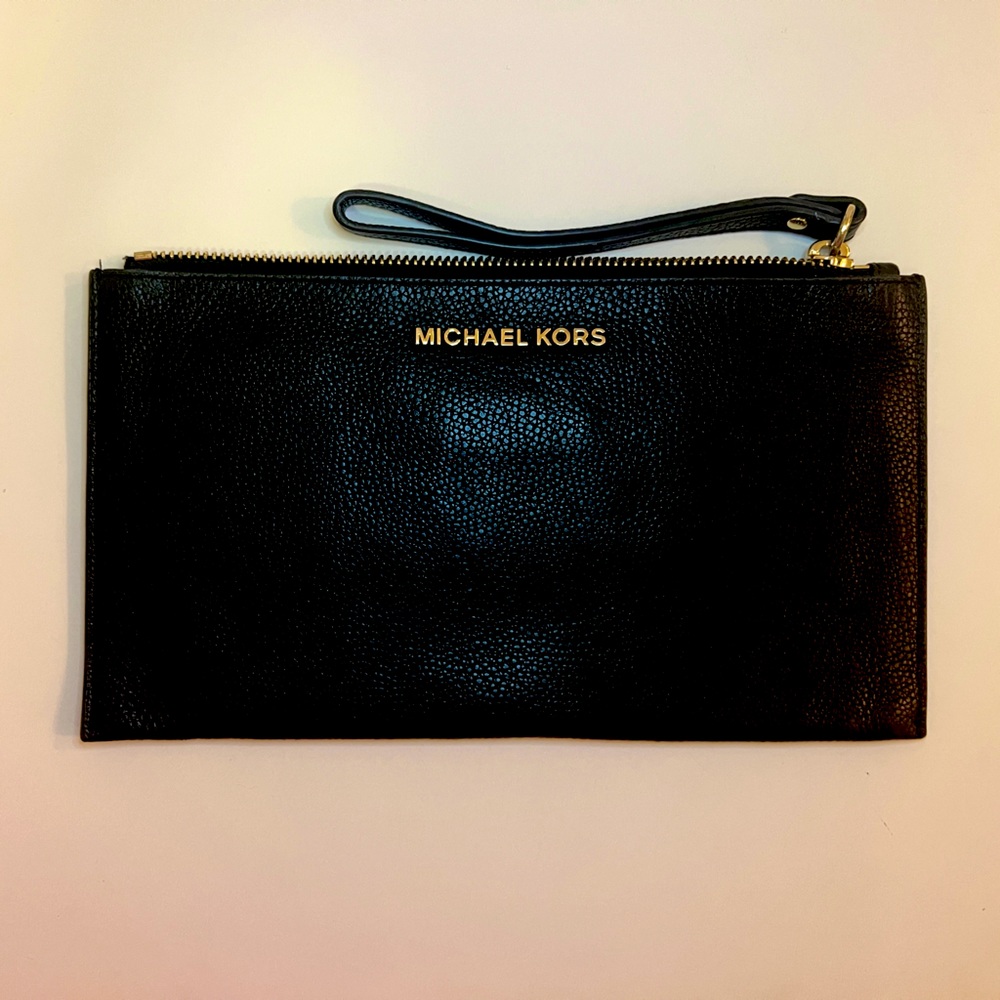 Michael Kors Wristlet